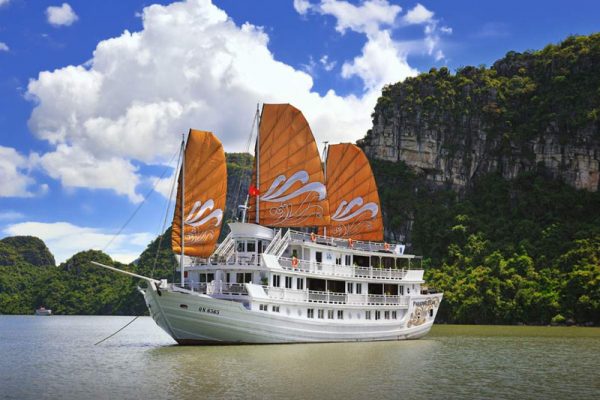 2 day 1 night Halong Bay cruise in a well-selected cruise from comfort to luxury level-- Vietnam Cambodia 12 Days Highlights Tour.