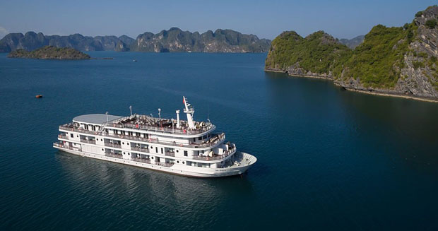 Paradise Elegance Cruise at Halong Bay, Vietnam