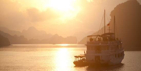 Sunrise at Ha Long Bay